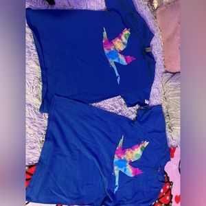 TWO pack of wawa shirts 💙